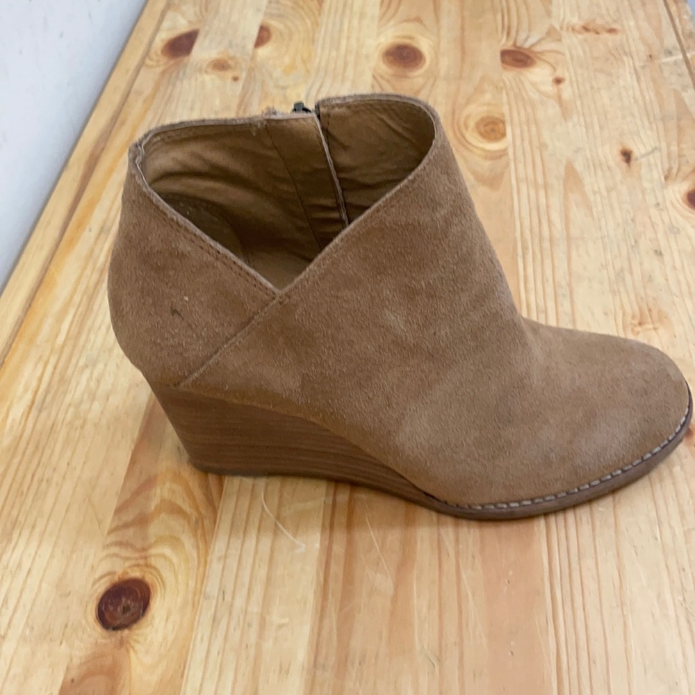 Lucky Brand Yakeena Booties